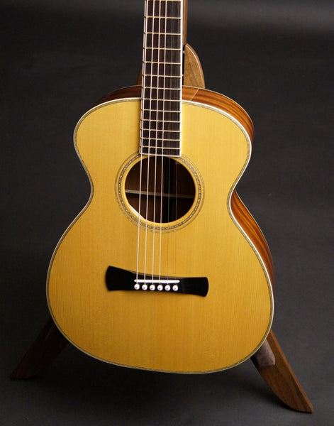 Brondel C-3 Sapele Guitar – Guitar Gallery