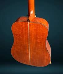 Kinscherff 12 fret Dreadnought figured Mahogany back